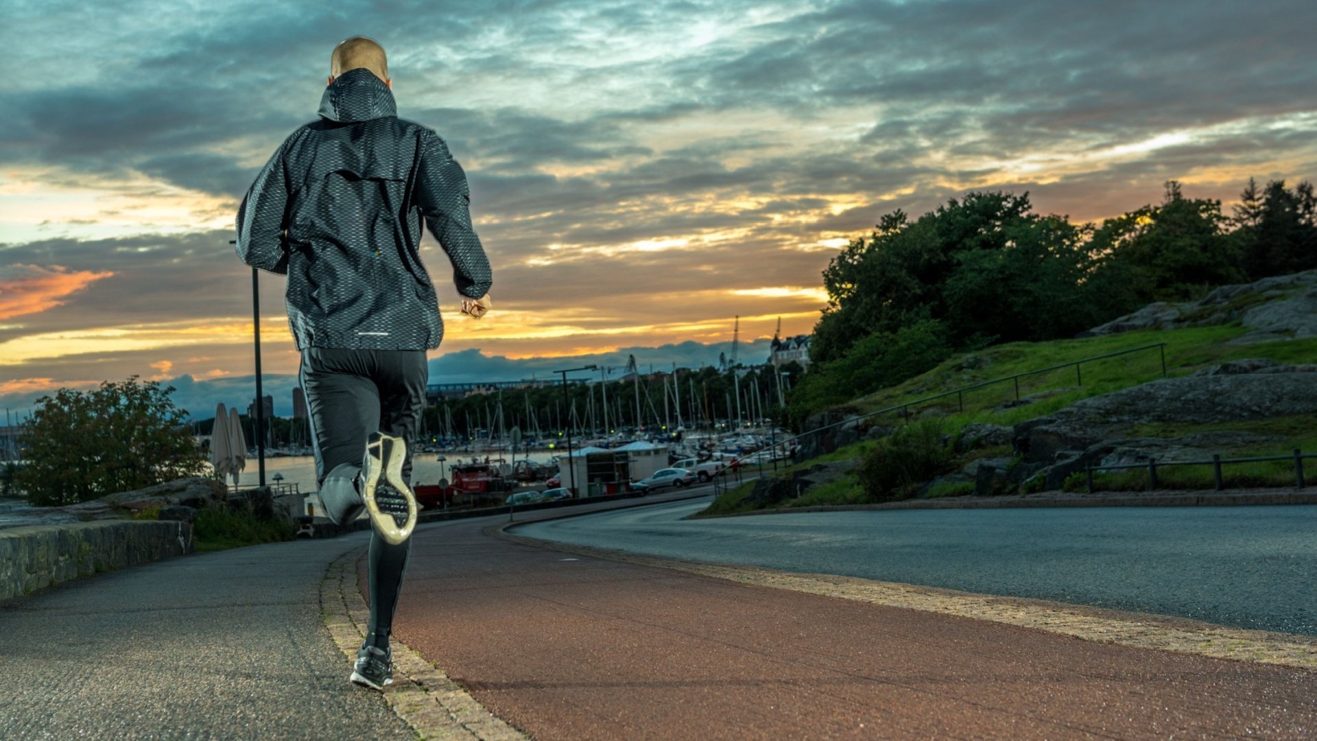 Use Daylight Saving Time Ending to Kickstart Your Morning Exercise Routine