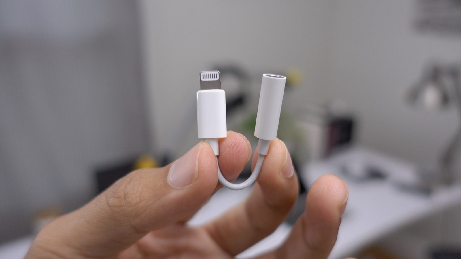 Apple may soon be discontinuing the Lightning to Headphone Jack adapter