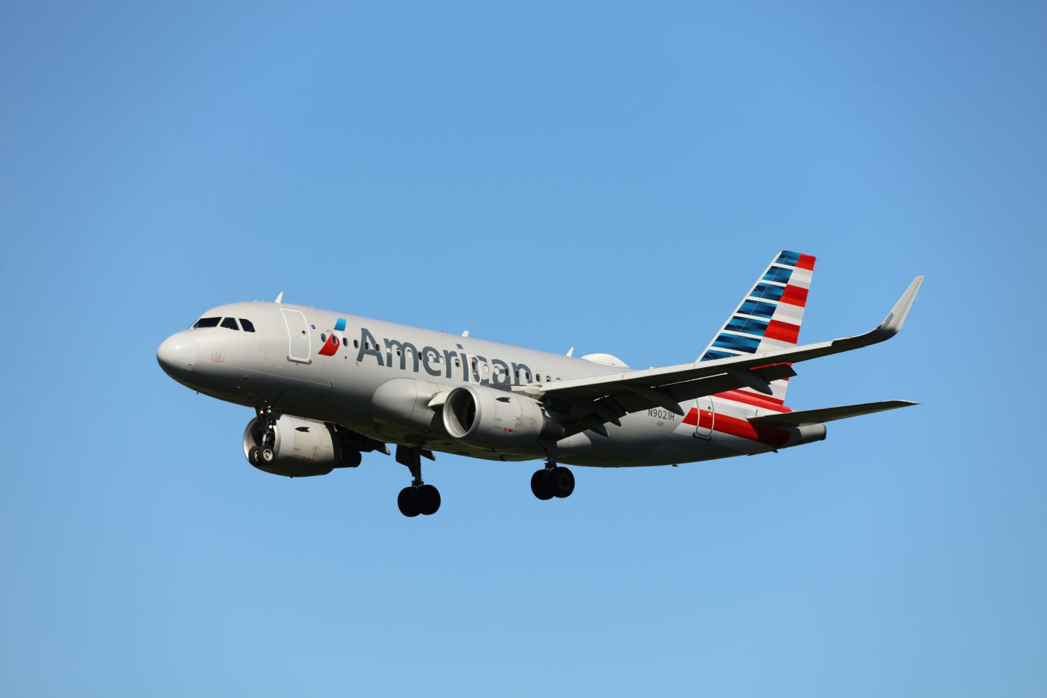 All American Airline flights grounded on Christmas Eve – now resumed [U]