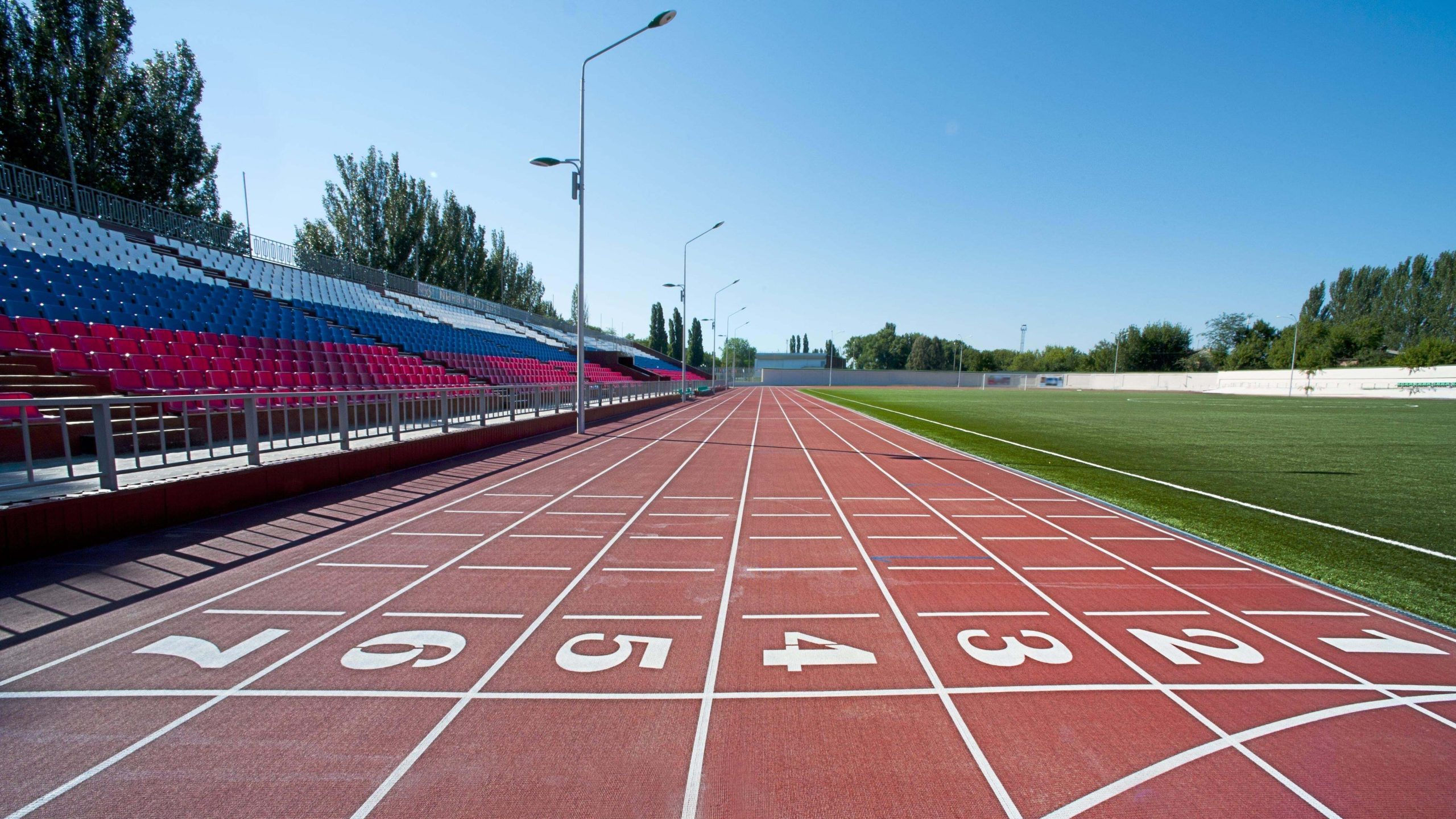 The Best Ways to Find a Running Track Near You (and a Beginner’s Workout to Try)