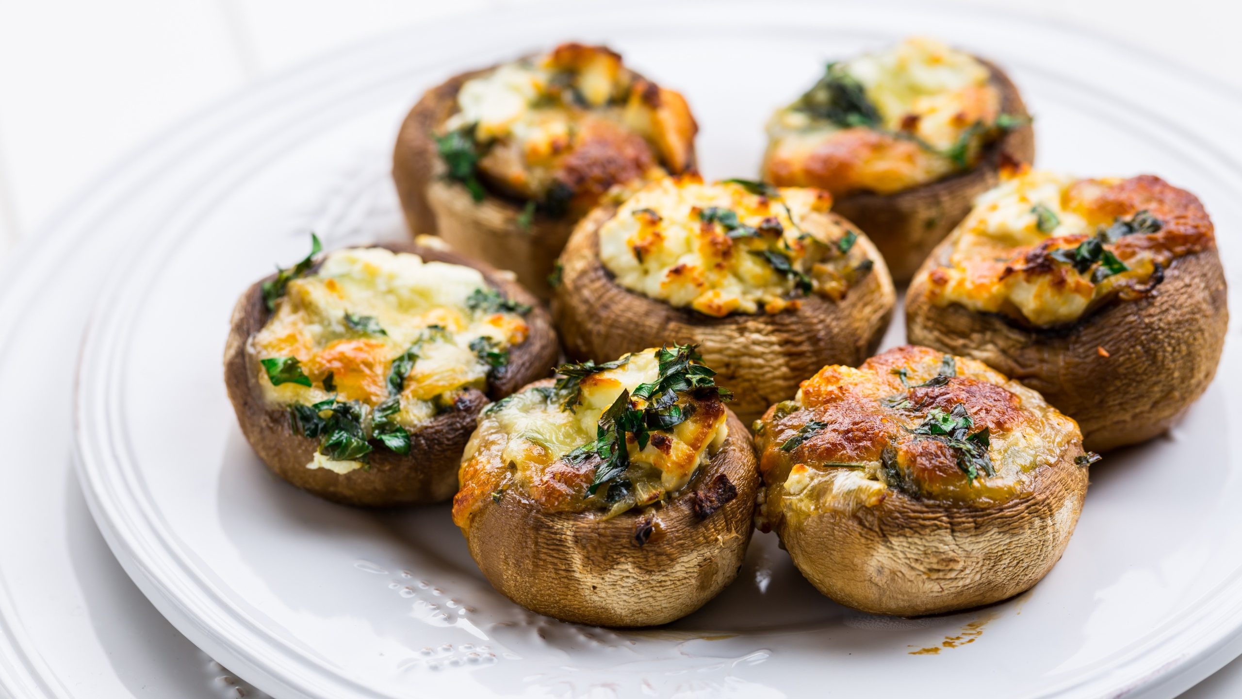 Use Your Thanksgiving Leftovers to Make These Stuffed Mushrooms